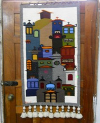 Tejido grande mostrando una ciudad