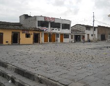 Der Zentralplatz von Peguche