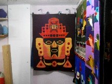 Wandteppich mit einem grossen Kopf mit
                            schmuckbeh�ngten Ohren