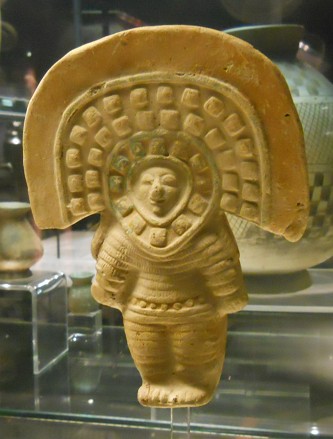 Cultura Jama Coaque (Ecuador),
                  astronauta dios extraterrestre 06