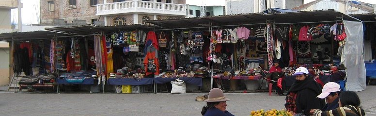 Die Weberei-Ausstellung von Salasaca,
                          Nahaufnahme