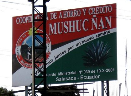 Werbetafel der Kooperative "Mushuc
                            �an", Nahaufnahme