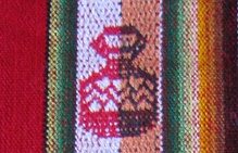 Tischdeckenmuster-Detail, Amphore
                                  in Rot