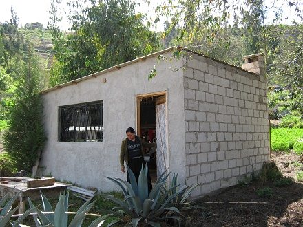 Das Weberhaus neben dem
                                  G�stehaus