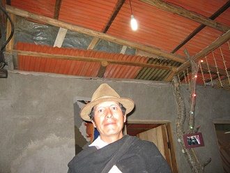 Portrait von Jos� mit seinem pers�nlichen
                          Hut