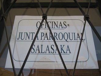 Placa "Oficinas Junta
                                  Parroquial Salasaka"