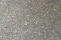 Guayaquil, el pavimento de calle
                            claramente salpicado