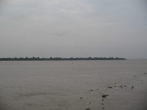 El panorama de Guayaquil al "malec�n
                        2000" al R�o Guayas (03)