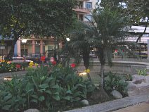 Guayaquil, malec�n 2000, cuadro
                                  de flores