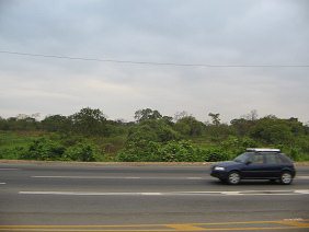 Duran-Machala: llanura tropical salvaje
                          (carretera nacional no. 70)
