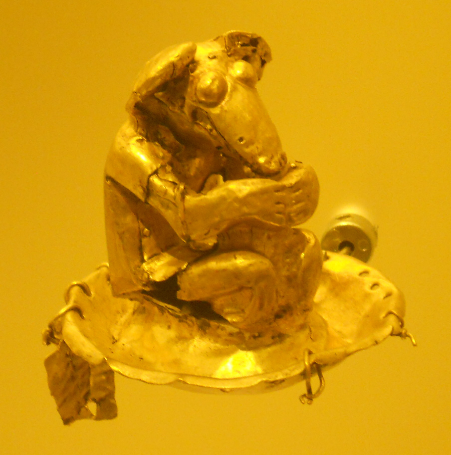 Columbia's Yotoco Mala Culture,
                            extraterrestrial god with a rat's head