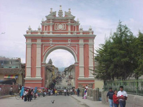 Triumphbogen (arco de triunfo),
                              Ayacucho