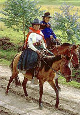 Cangallo, zwei Reiterinnen