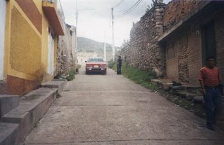 Jir�n C�ceres, carros suben