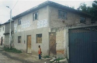 Avenida Andamarca, la casa con el taller de
                        Ciriaco Sosa en el segundo piso