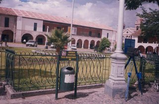 Plaza de Armas, Abfallk�bel