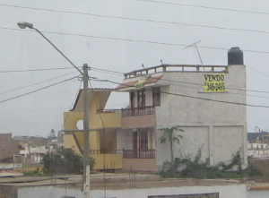 Panamericana Sur, lugar con una casita
                          para vender