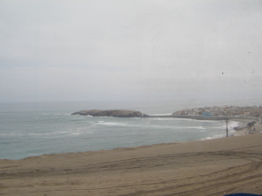 Panamericana Sur, lugar con vista al mar
                          con bah�a y punta 02