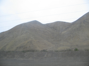 Panamericana Sur, cerros de desierto 06