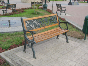 Chilca, un banco bonito de la plaza central