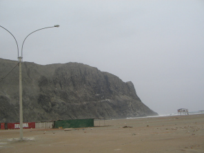 Chilca, avenida con cerro,
                                  panorama 02