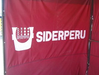Carpas de SiderPer con el logotipo de
                          SiderPer