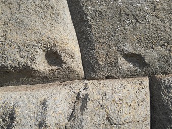 Cusco Sacsayhuamn, Mauer mit geschnittenen Steine, Detail 1