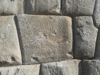 Cusco Sacsayhuamn, walls with cut stones, detail 3