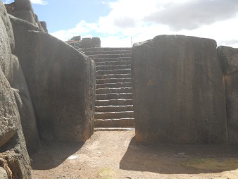 Cusco Sacsayhuamn, one more stairs with geometric cut giant corner stones 06