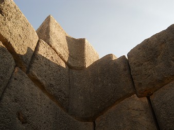 Cusco, Sacsayhuam�n, terrace 1, wall 08, inner corner area, detail 08