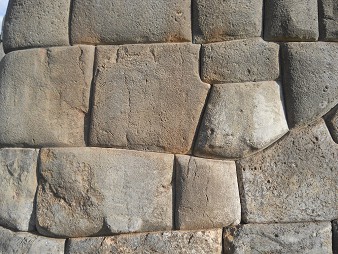 Cusco, Sacsayhuam�n, terrace 1, poligonal stones, detail 12