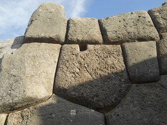 Cusco, Sacsayhuamn, terrace 1,
              wall 08, wall with draining opening