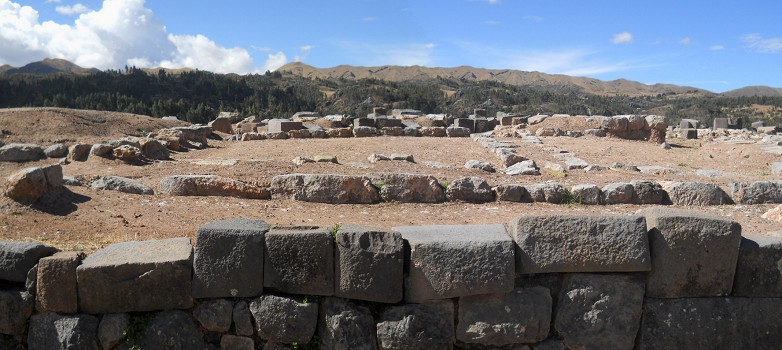 Sacsayhuamn (Cusco), terrace 4, view to groundwork, panorama