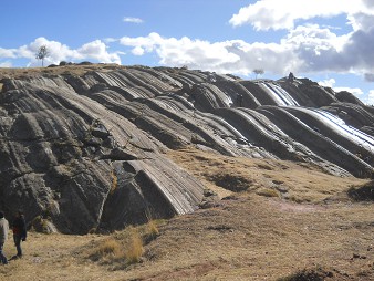 Sacsayhuam�n (Cusco), toboganes 05