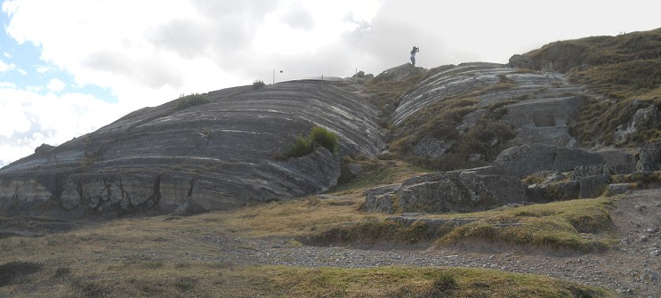 Sacsayhuamán (Cusco), the flattened hill in big bows, panorama Sacsayhuamán (Cusco), the flattened hill in big bows, panorama