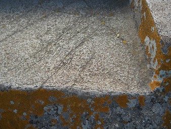 Sacsayhuamán (Cusco), the giant throne on the flattened hill, carvings 03 Sacsayhuamán (Cusco), the giant throne on the flattened hill, carvings 03