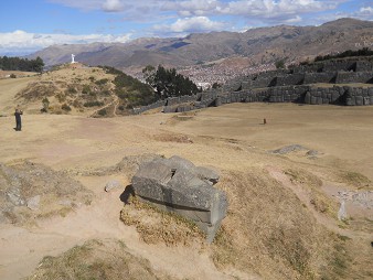 Sacsayhuam�n (Cusco), on the flattened hill, cut singular stone of a building with straight and curvy cuts