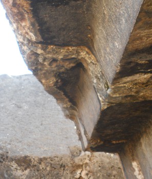 Sacsayhuam�n (Cusco), grosser Steinbruch, die Treppenfl�chen der umgedrehten Treppe, Nahaufnahme 03