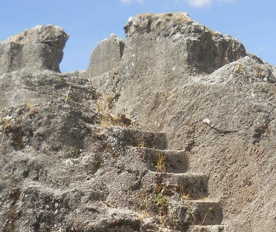 The rock of stairs and thrones "Chinchana grande" (rock of stairs) part 1, zoom of the stairs