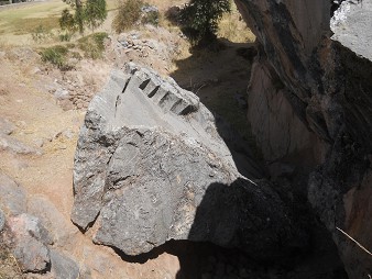 Cusco Sacsayhuam�n, rock of stairs and thrones "Chinchana grande", broken part of rock