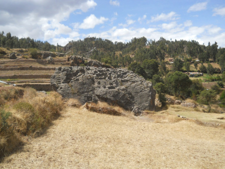 Cusco Sacsayhuam�n, rock of stairs and thrones "Chinchana grande", view 5 with many platforms and thrones