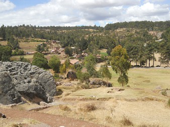 Der Treppen- und Thronfelsen "Chinchana grande" (Treppenfelsen) 02