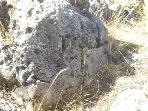 Cusco Sacsayhuam�n: amphitheater, melt stones with holes in them 02