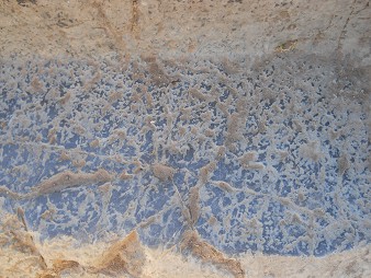 Cusco Sacsayhuam�n: throne wall in the amphitheater, the feet's surface of the big throne - zoom