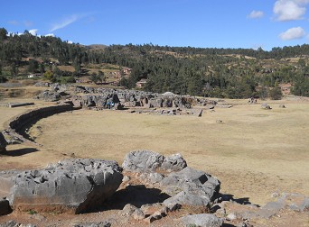 Cusco Sacsayhuam�n, das Amphitheater 03