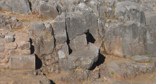 Cusco Sacsayhuam�n, Amphitheater, Thron 1