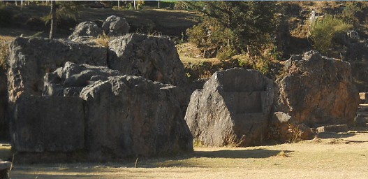 Cusco Sacsayhuam�n, Gigasteine und Throne im Seitenbereich, Nahaufnahme