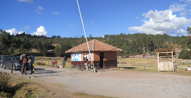 Cusco Sacsayhuam�n, the upper exit, panorama