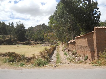 Cusco Sacsayhuam�n 13, der Spaziergang zur "Zone X", ein Seitenweg