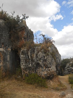 Zone X (Laq'o, Laco, Moon Temple): giant white stone with holes in it